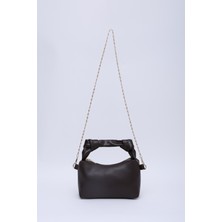 Shaka Kahverengi Shk24 Orjinal Soft Deri Düğüm Detaylı Zincir Askılı El Ve Omuz Çantası U:14 E:22 G:8 Cm