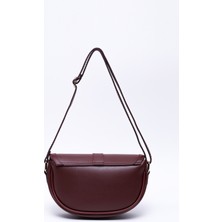 Shaka Bordo Shk92 Kilit Detaylı  Deri Tek Bölmeli Çıtçıtlı El, Kol Ve Omuz Çantası U:15 E:25 G:6 Cm