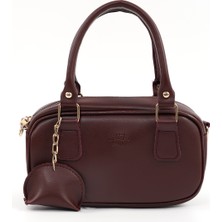 SHAKA Bordo SHK207 Suni Deri Charm Detaylı Fermuarlı Ayarlanabilir Askılı El, Kol ve Omuz Çantası U:14 E:24 G:8 cm