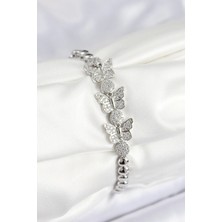 Pirinç Zirkon Taşlı Kelebek Model Gümüş Renk Kadın Bileklik