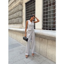 Gri Düğmeli Yelekli Takım