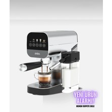 SCM-2983 Espresso Kahve Makinesi Dahili Süt Hazneli 20 Bar Barista Kollu