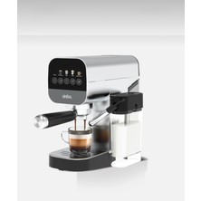 SCM-2983 Espresso Kahve Makinesi Dahili Süt Hazneli 20 Bar Barista Kollu