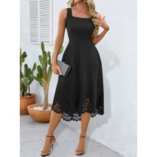 Tiana Kadın Askılı Geometrik Yaka Çiçek Lazer Kesim Ithal Krep Elbise