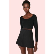 Kadın Kısa Boy Şort Etek Polyester Elastan Günlük ve Şık Kombinler Için Yaz Aylarının Vazgeçilmezi