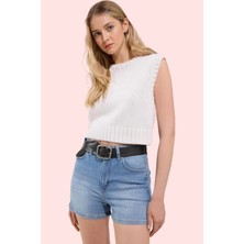 Kadın Kısa Boy Denim Şort Pamuk Geniş Paça Yazlık Günlük Kullanım Yaz Aylarının Vazgeçilmezi