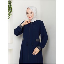 Nakışlı ve Bağcıklı Ferace