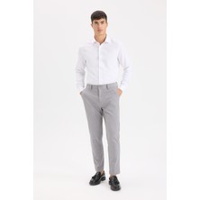 DeFacto Tailored Fit Normal Kesim Düz Paça Her Yöne Esneyen Yazlık Kumaş Pantolon C7508AX25SP