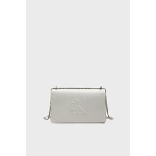 Calvin Klein Logolu Zincir Askılı Çanta LV04K3035GFUP Bayan Çanta LV04K3035G Fup