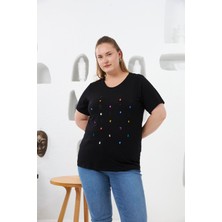 Boncuk ve Taş Işlemeli Büyük Beden Tişört Siyah
