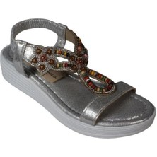 Yazkış Kadın Siyah Gümüş Tek Bantlı Üzeri Boncuklu Arkası Lastikli 4cm Rahat Taban Sandalet