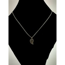 Gümüş Zincir Yaprak Figürlü Kolye