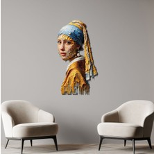 Inci Küpeli Kız Metal Tablo