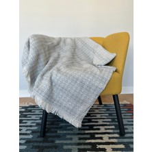 Ilmeki Destina Gri Koltuk Örtüsü / Yatak Örtüsü / Pike – 170X210 cm – %100 Geri Dönüştürülmüş Iplik – Şık ve Doğal Dokuma