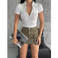 Kaşkorse Yaka Fermuarlı Bluz Beyaz
