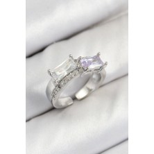 Pirinç Zirkon Taşlı Dikdörtgen Model Gümüş Renk Kadın Yüzük - EBJ250726W36696