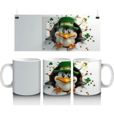 Şanslı Şapkasıyla Sevimli Penguen – Baskılı Kahve Kupası