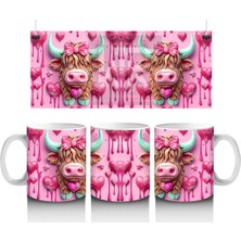 Çift Boynuzlu Inek Figürleri Kalplerle – Baskılı Kahve Kupası