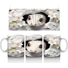 Yaprakların Arasında Meraklı Gözlü Yılan – Baskılı Kahve Kupası