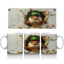 Çatlak Duvar Arasında St. Patrick’s Temalı Köstebek - Baskılı Kahve Kupası