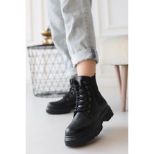 Yandan Fermuarlı Lastikli Bağcıklı Topuklu Bot Cilt Siyah Topuk Boyu 3 cm