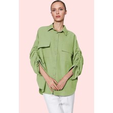 Kadın Büzgülü Detaylı Dokuma Pamuklu Gömlek Rahat Kalıp Günlük Kullanım Yaz Aylarının Vazgeçilmezi