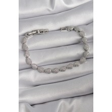 Pirinç Gümüş Renk Zirkon Taşlı Damla Model Vıp Seri Kadın Bileklik