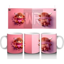 Pembe Fon Üzerinde Kurdeleli Maskot Buzağı – Baskılı Kahve Kupası