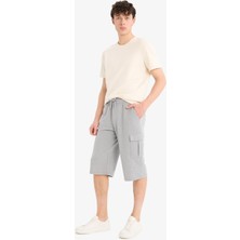 DeFacto Slim Fit Dar Kesim Kargo Cepli Basic Düz Kapri Şort T4693AZ25SM
