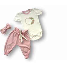 Zarif Nakış Detaylı Kısa Kollu Bebek Takımı