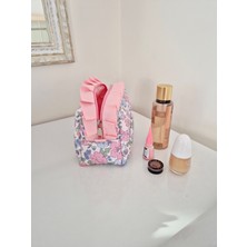 Baby Kangaroo Pembe Çiçekli Makyaj Çantası – Pileli Fırfırlı , %100 Pamuklu Kapitoneli , Büyük Boy Organizer Çanta