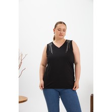 Taş Detaylı Büyük Beden Kolsuz Bluz Siyah