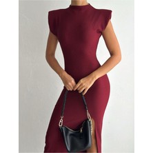 Kadın Dik Yaka Omuzları Vatkalı Yırtmaçlı Midi Boy Elbise MNN7002