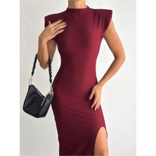Kadın Dik Yaka Omuzları Vatkalı Yırtmaçlı Midi Boy Elbise MNN7002