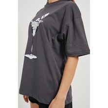 Bisiklet Yaka Kadeh Baskılı % 100 Pamuk Rahat Kalıp T-Shirt
