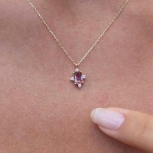 Fasek Gold Altın Kolye - 1.25 CT Zultanit 0.25 CT Swarovski Taşlı Dikdörtgen Tasarım 14 Ayar Altın Kolye