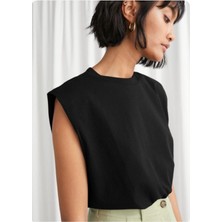 Be Chic Kadın Bisiklet Yaka Omuzları Vatkalı Kolsuz Salaş Düz Basic Tshirt AYD2009