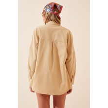 Be Chic Kadın Bej Oversize Uzun Basic Gömlek GM5000