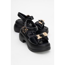 Merıda Siyah Gold Tokalı Kadın Dolgu Tabanlı Sandalet