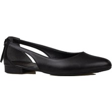 Trend Adımlar Siyah Yandan Açık Arkadan Püsküllü Düz Kadın Babet