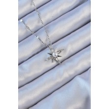 316L Çelik Zincir Gümüş Renk Baget Taşlı Inci Detay Kutup Yıldızı Kolye