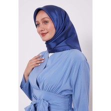 Lacivert Petek Desen Monogram Ipek Eşarp