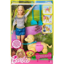 Nessiworld DWJ68 Barbie ve Köpeği Tuvalet Eğitiminde