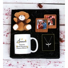 Kişiye Özel  Canım Annem Kendi Mesajını Oluştur Tasarımlı Kupa Bardak Peluş Ayıcık Anahtarlı Ahşap Çerçeve ve Melek Kolye Seti