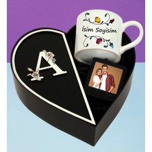 Kişiye Özel Baş Harf Tasarımlı Kalp Kutu ve Çerçeve ve Isim Soyisim Tasarımlı Fincan