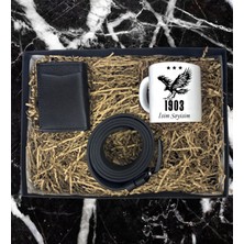 Kişiye Özel Siyah Beyaz Taraftar Isim Soyisim Tasarımlı Kupa Bardak Mekanizmalı Cüzdan Kemer Özel Hediye Seti