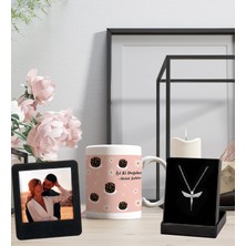 Kişiye Özel Iyi Ki Doğdun Isim Soyisim Doğum Günü Tasarımlı Kupa Bardak ve Resimli Siyah Çerçeve Melek Figürlü Kolye