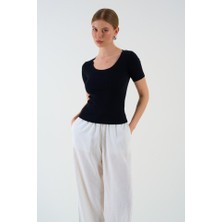 Kısa Kollu T-Shirt - Siyah