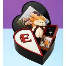 Kişiye Özel Kalpli Kutu Pleksi Baş Harf Tasarımlı Kalp Kutu ve Peluş Ayıcık Anahtarlık Çerceve ve Melek Kolye