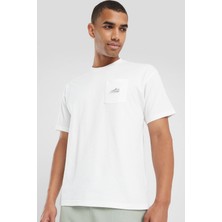 Nike Sportswear MAX90 Pocket Tech Loose Fit Tee Erkek Bol Kesim Cepli Pamuklu Tişört Beyaz